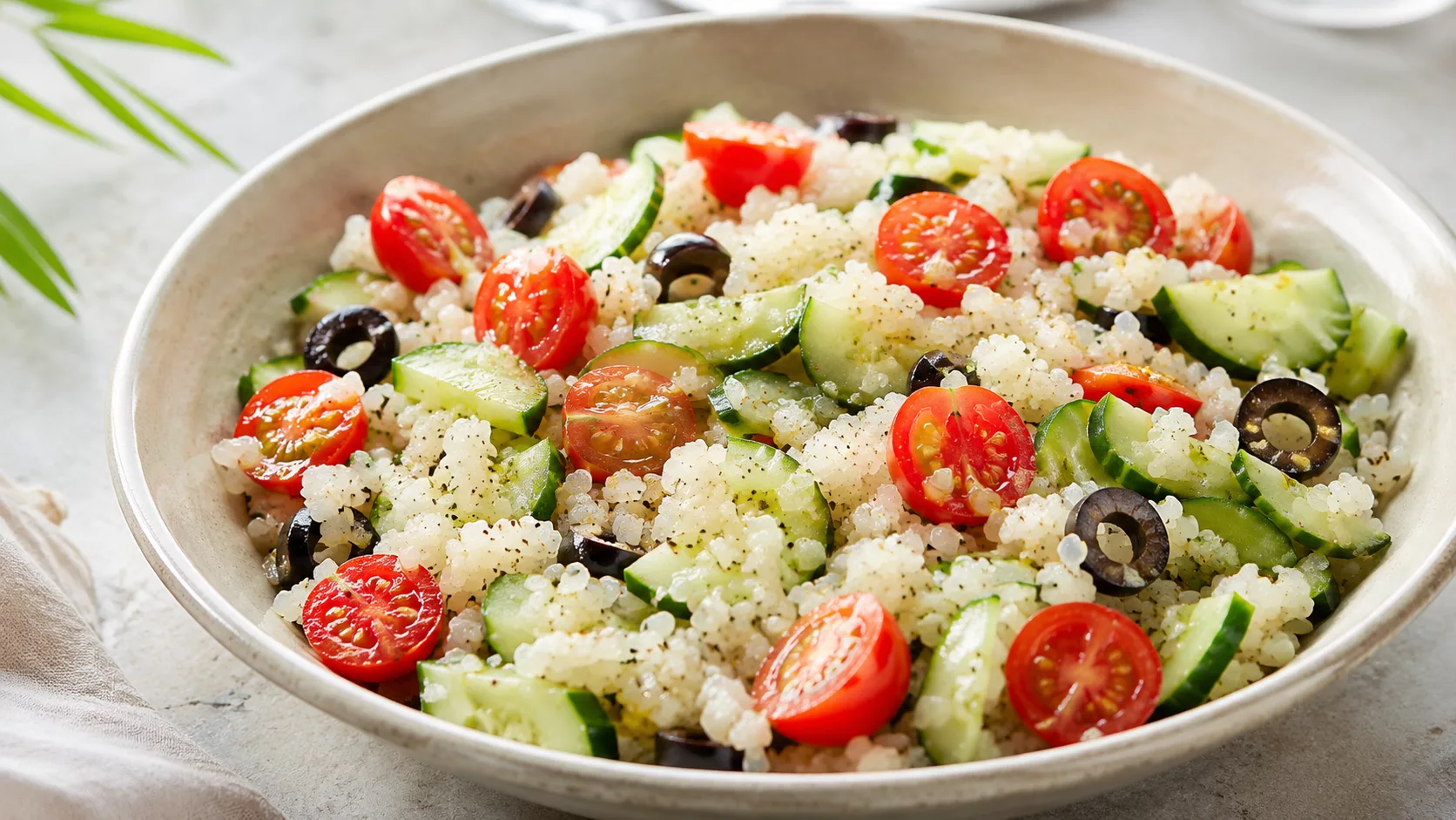 Insalata estiva con risino di Konjac: leggera e gustosa in 15 minuti